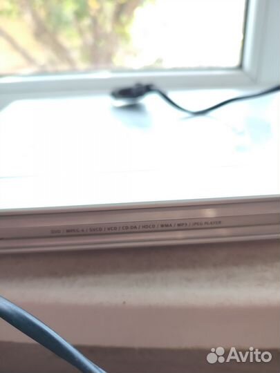 DVD плеер BBK рабочий, без проводов