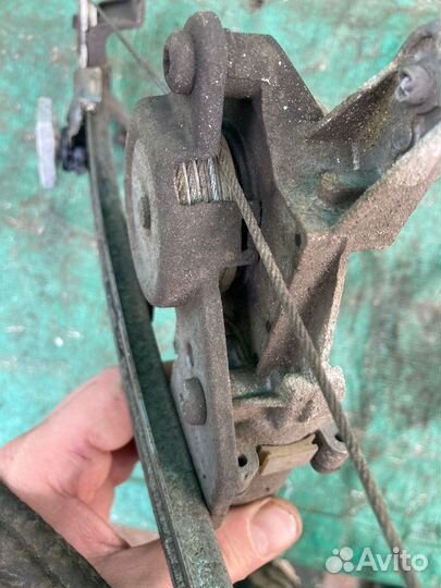 Стеклоподъемник задний левый Mercedes Benz W202