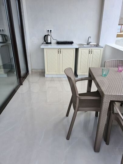 Комната 35 м², 1/3 эт.