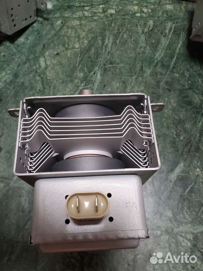 Магнетрон Panasonic 2M261-M22