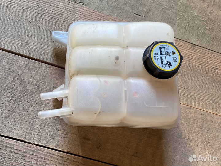 Расширительный бачок ford focus 2 08-11