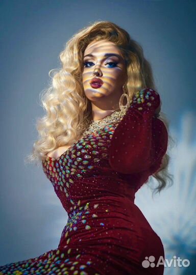 Артист оригинального жанра, шоу перевоплощений