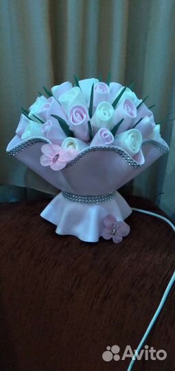 Букет цветов настольный