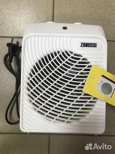 Тепловентилятор Zanussi ZFH/S-204