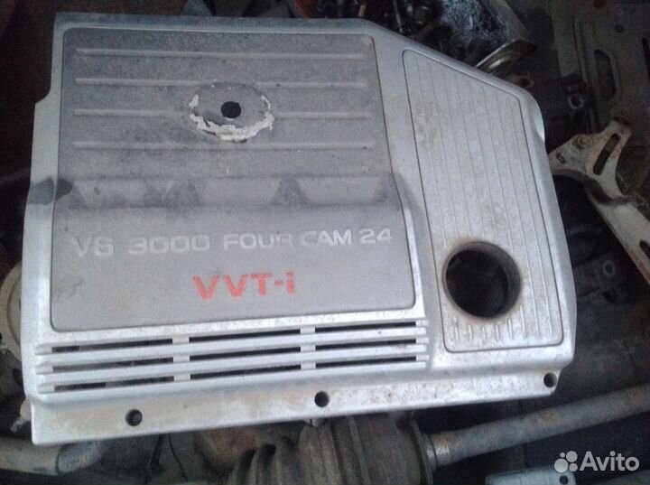 Накладка декоративная двс Lexus RX 300 1998-2003