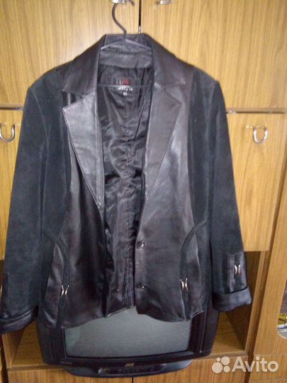 Куртка кожаная женская 50 размер
