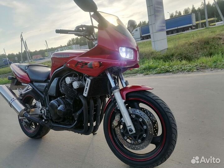Yamaha FZ 400