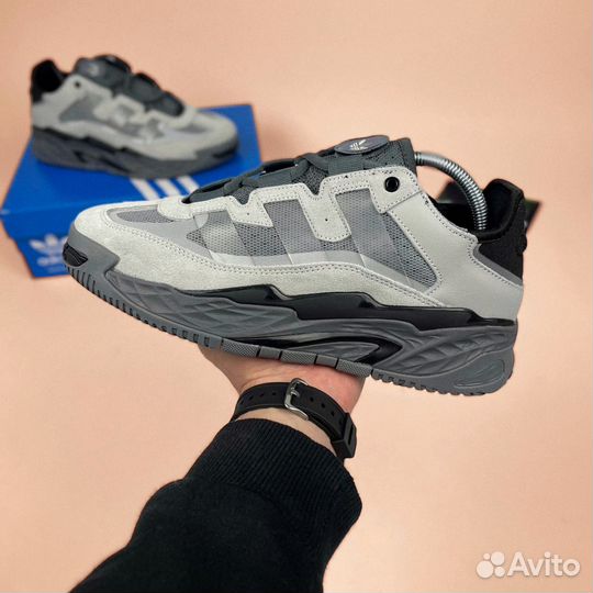 Adidas Niteball