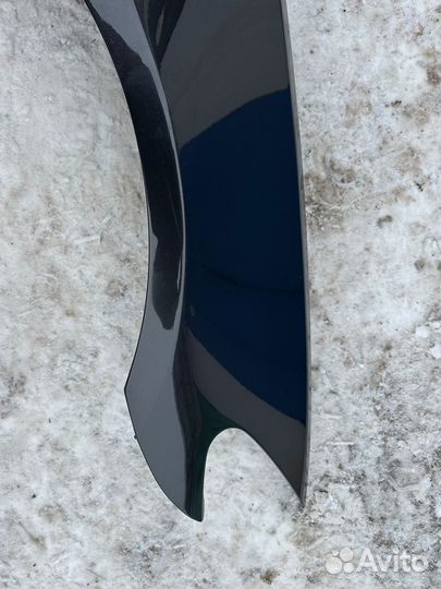 Продам переднее правое крыло для бмв F10