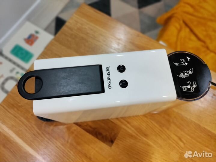 Капсульная кофемашина nespresso essenza mini c30