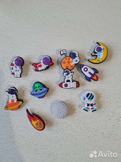 Новые джибитсы для crocs