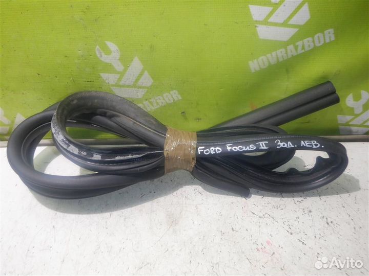 Уплотнитель двери Форд Фокус 2