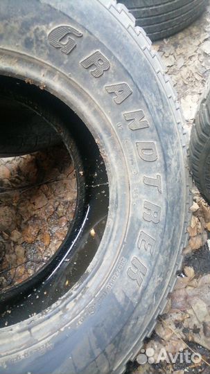 Dunlop Grandtrek AT21 265/75 R15 203ZR