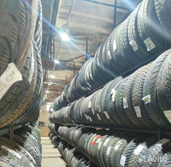 Goodyear Ice Navi Zea II 215/60 R16 95M