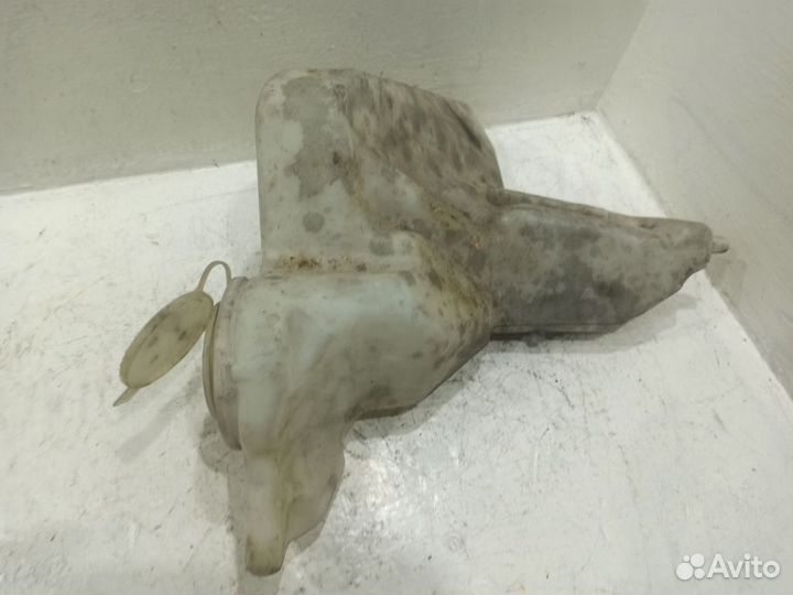 Бачок омывателя A1688690320