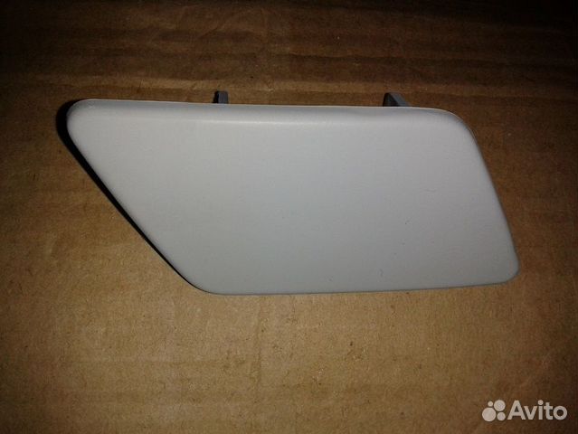 BMW E84 2009-2012 крышка омывателя правой фары