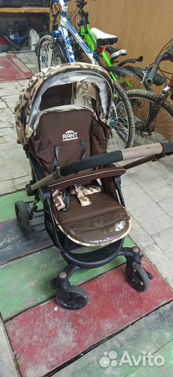 Детская прогулочная коляска