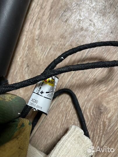 Амортизатор багажника Volvo xc60