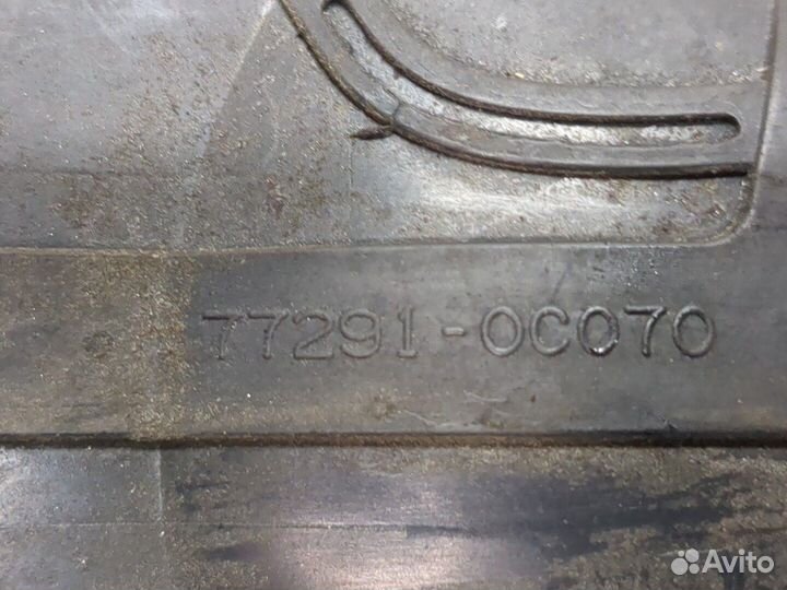 Лючок бензобака Toyota Tundra, 2009