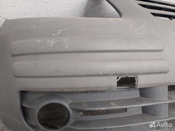 Бампер передний Volkswagen Caddy