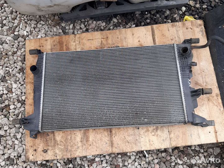 Радиатор Рено Меган 3 1.5D K9K
