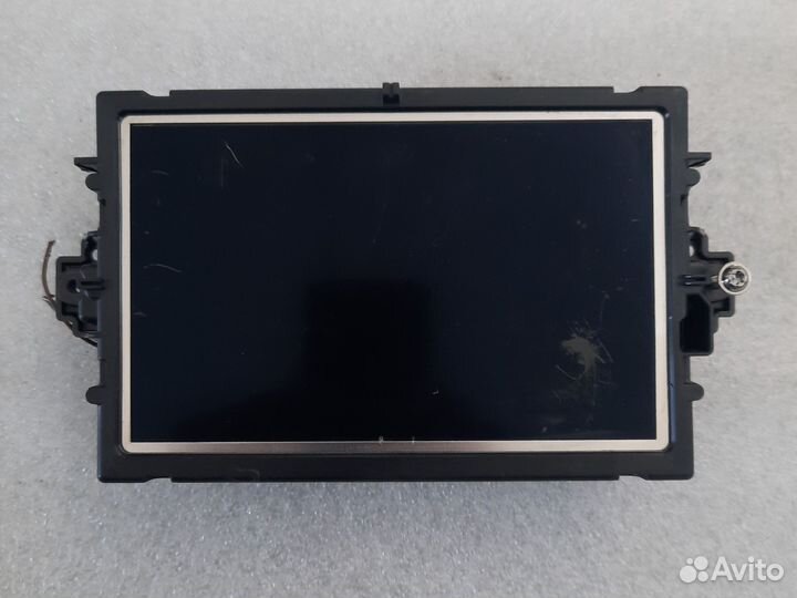 Монитор Mercedes-Benz w204