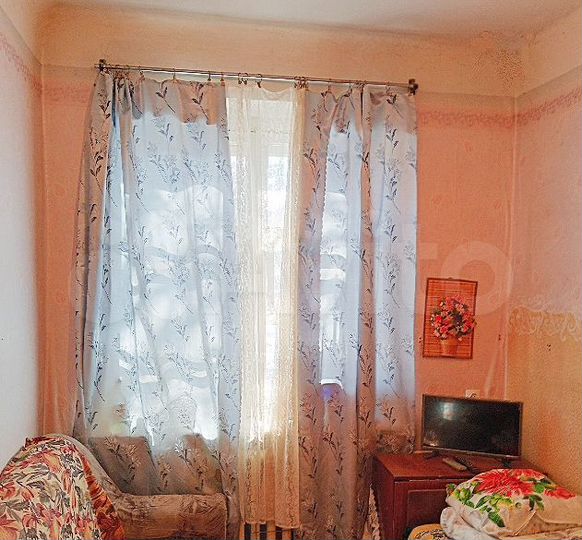 Комната 28,5 м² в 3-к., 1/2 эт.