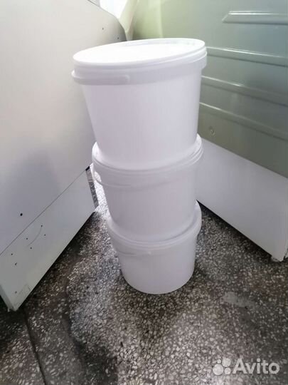 Ведро пластиковое с крышкой 10л, 5л