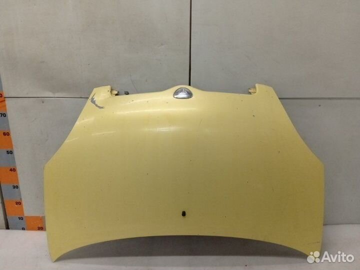 Капот Toyota Vitz