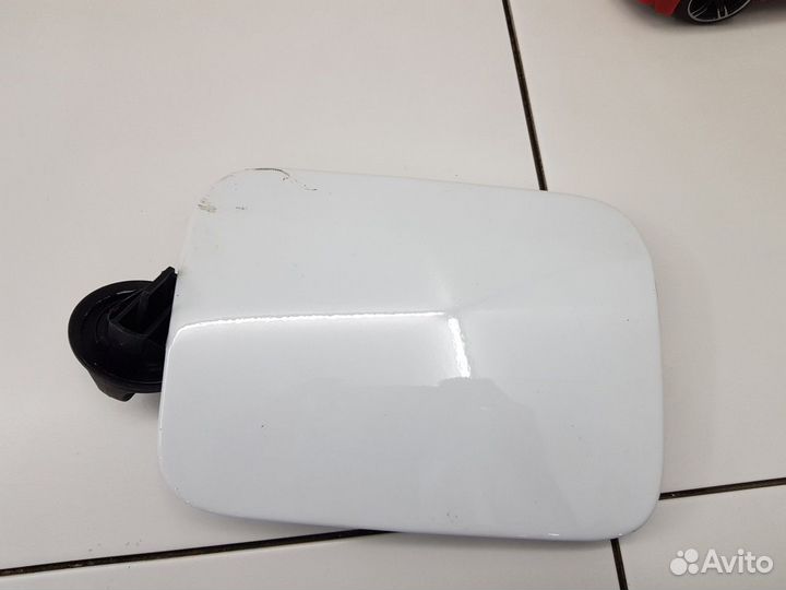 Лючок бензобака (Renault Logan)