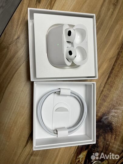 Беспроводные наушники apple airpods 3