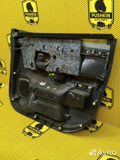 Обшивка двери карта передняя левая Mitsubishi