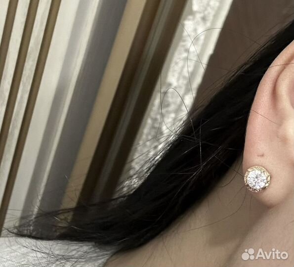 Золотые серьги