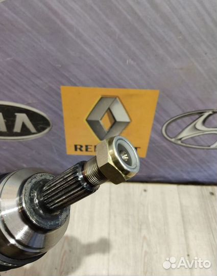 Привод подвески колеса Renault sandero 2 Лев