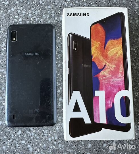 Телефон Samsung А 10