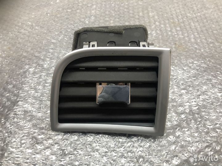 Дефлектор торпедо правый Ford Explorer V 10-15