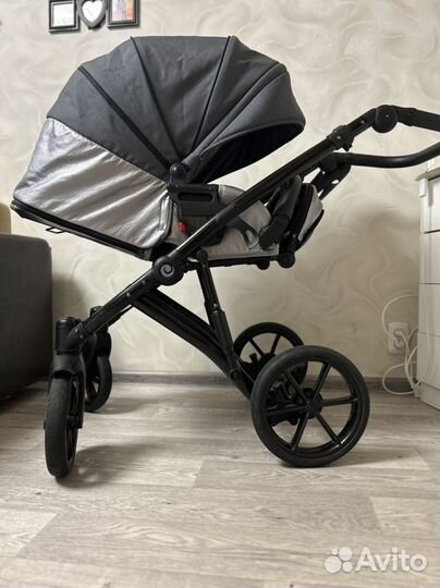 Коляска Tutis viva luxury 3 в 1