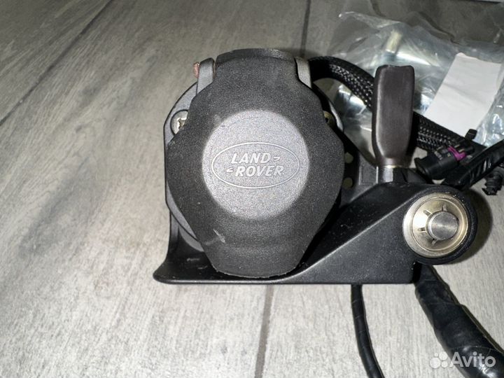 Фаркоп на Land Rover Discovery Sport
