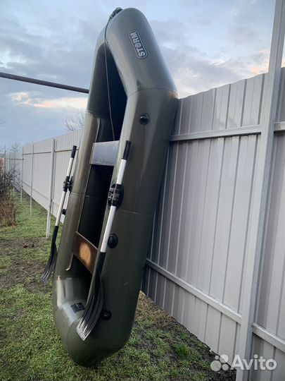 Продаю лодку