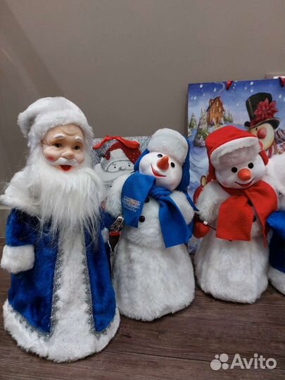 Дед мороз, снегурочка, снеговик