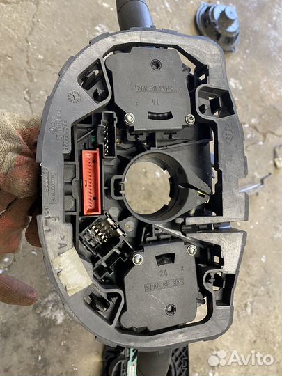 Педальный узел педаль газа Рено Меган 2