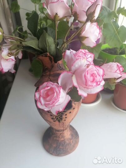 Ваза для украшения интерьера