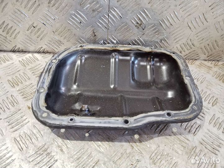 Поддон двс 1,6 л 1zrfe Toyota Corolla 150, Auris