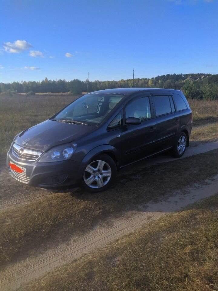 Opel Zafira: фото владельца