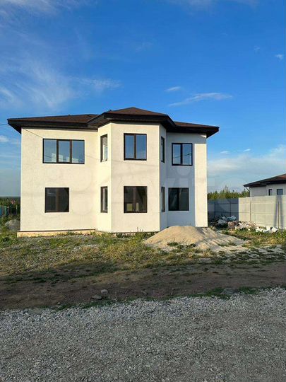 Дом 206,5 м² на участке 10,6 сот.