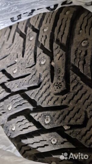 Nokian Tyres Hakkapeliitta 8 215/45 R16