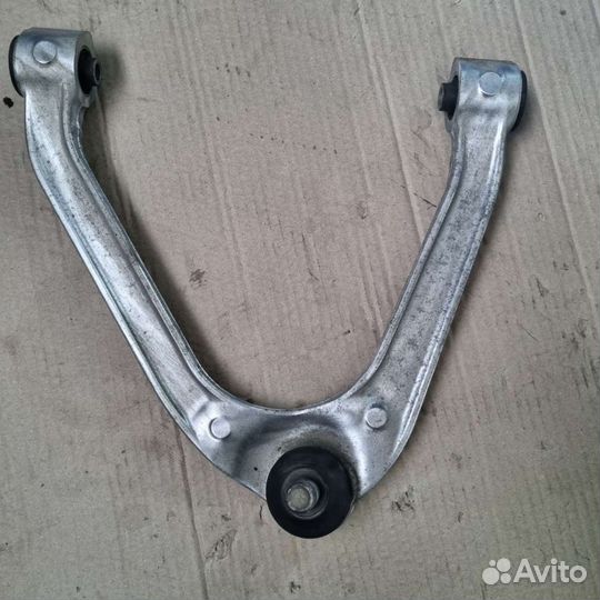 Рычаг верхний Infiniti FX37 QX70 S51