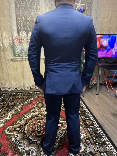 Костюм мужской