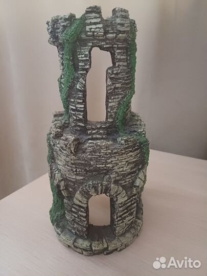 Грот, замок для аквариума