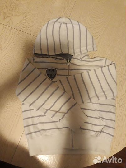 Кофта с капюшоном benetton 116